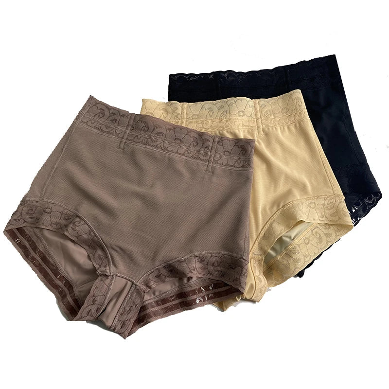 Lace-Trim Shaping Short