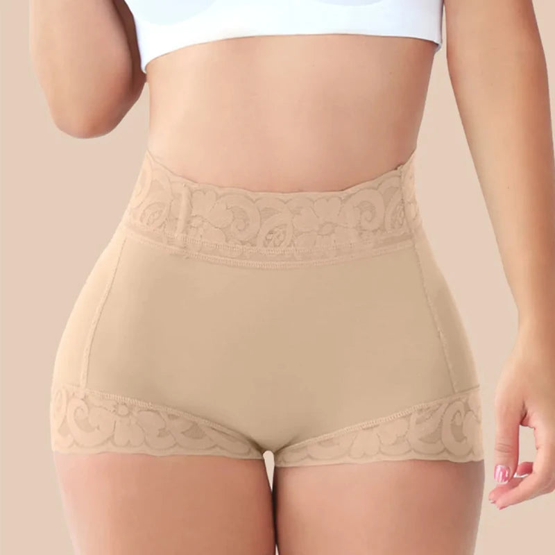 Lace-Trim Shaping Short